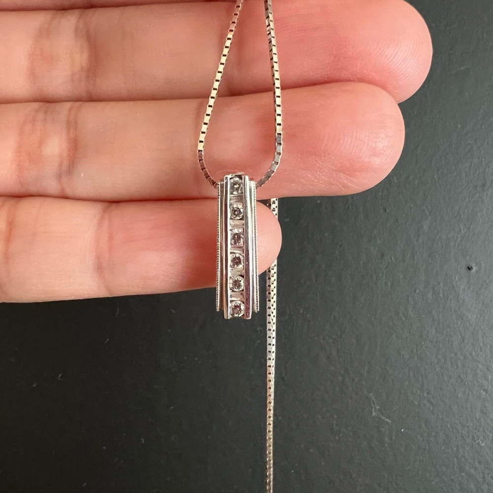 Diamond Vertical Bar Pendant